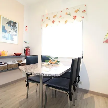 Top 3 1/2 Ferienwohnung In Landhaus